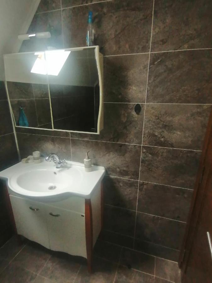 P-Zlatar, Apartman 3 Brdo Exterior foto
